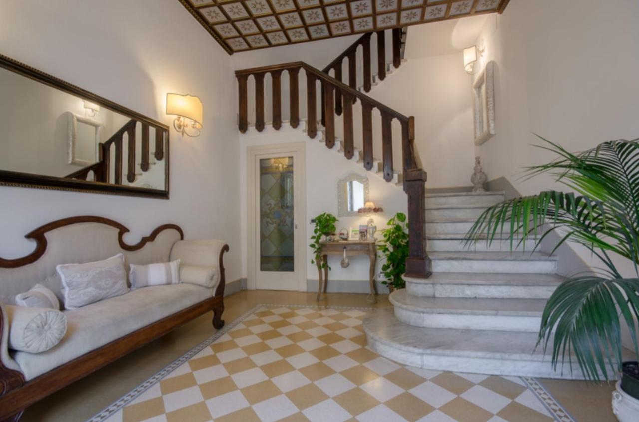 Il Sole Antico Bed & Breakfast Viareggio Luaran gambar