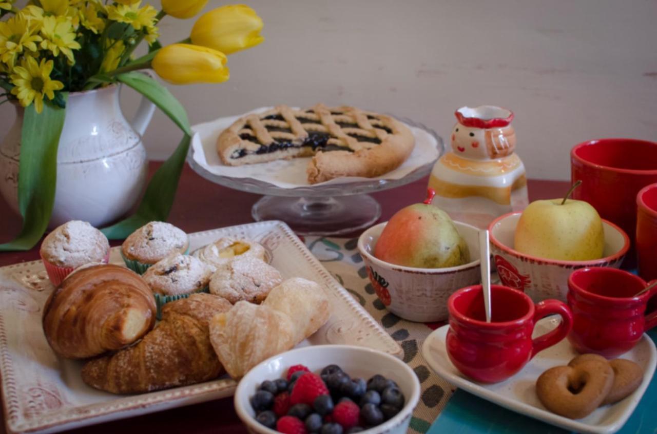 Il Sole Antico Bed & Breakfast Viareggio Luaran gambar